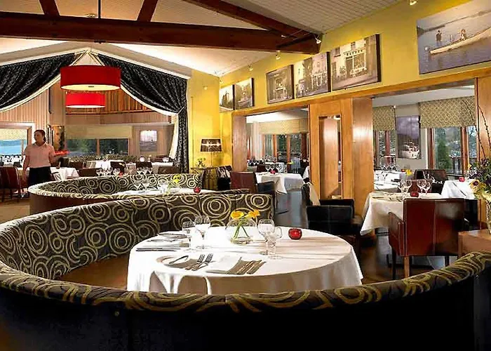 Wineport מלון 4*